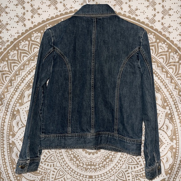 ✨HP✨ JEAN JACKET LADIES BUTTON-UP WITH POCKETS BY “VALERIE STEVENS”, SIZE SMALL - Picture 2 of 8